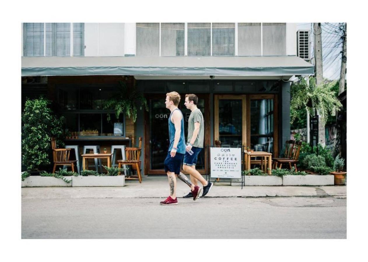 Oon Poshtel X Cafe Hostel Chiang Mai Exterior photo