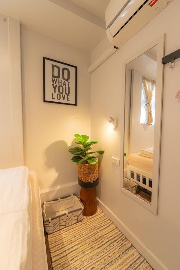 Oon Poshtel X Cafe Hostel Chiang Mai Exterior photo